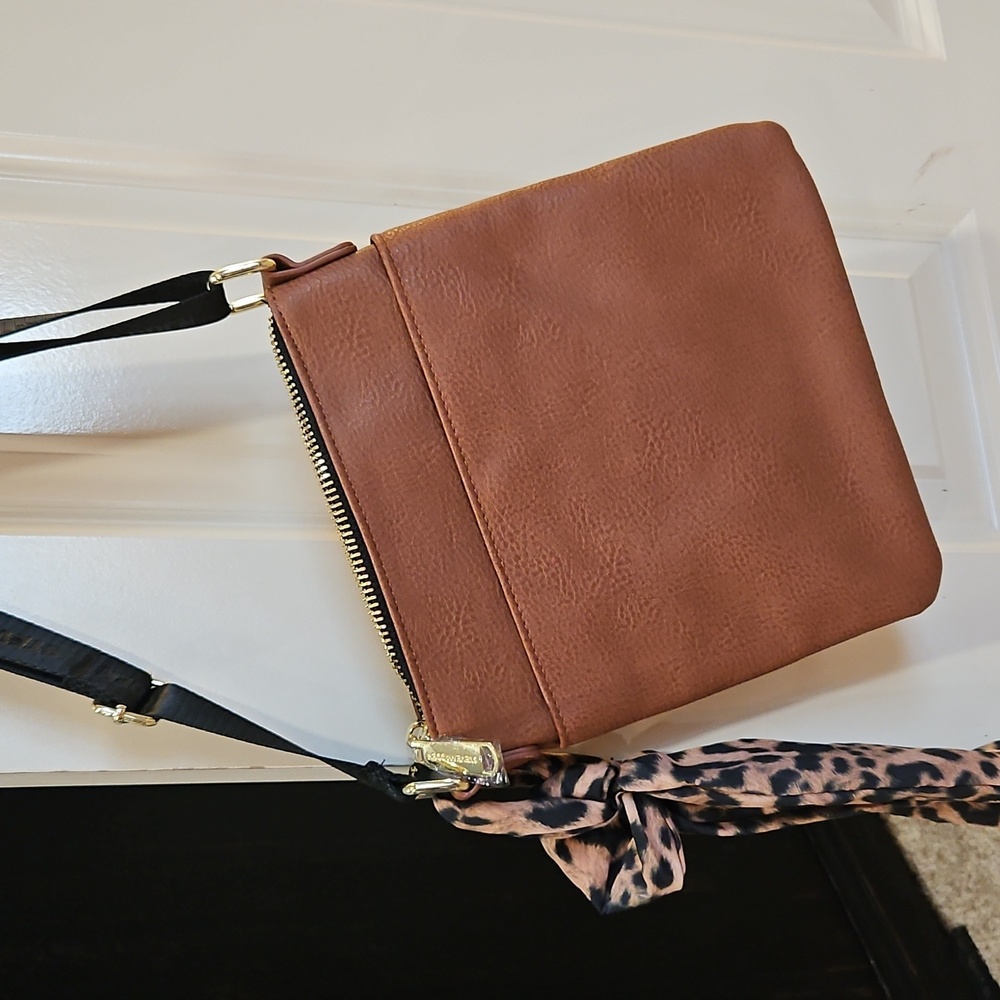 Steve Madden Brown crossbody bag, NWOT - Picture 8 of 8